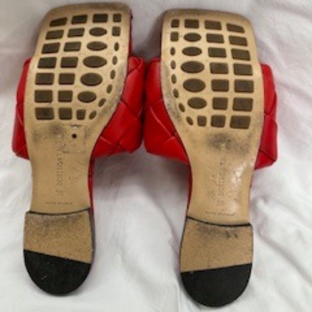 Bottega Veneta Leather Size 38 Red Leather Slides. - Picture 5 of 5